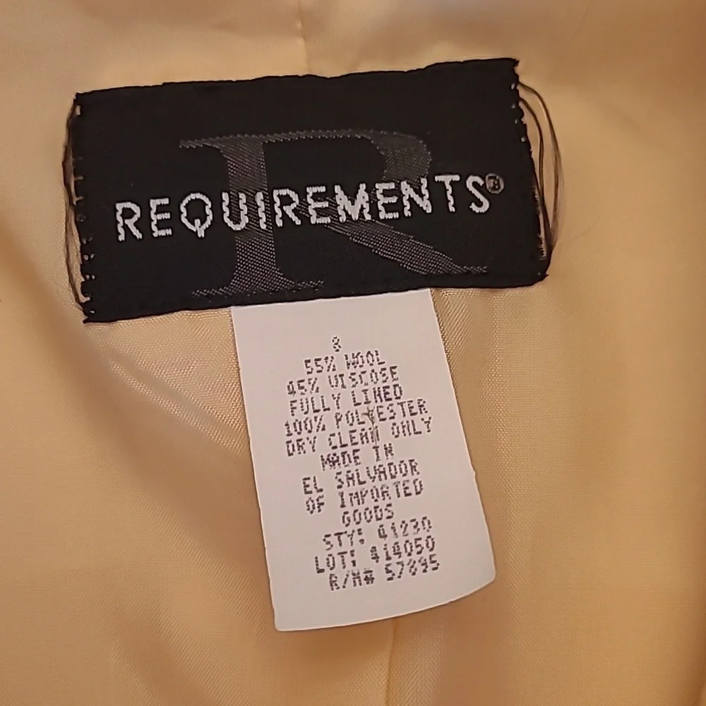 EUC VTG Requirements Butter Yellow Mock Neck Wool/Vicose Blazer with Pockets - Picture 3 of 10